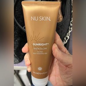 Self tanner gel